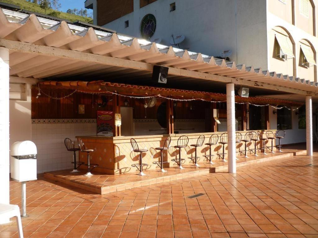 Agradavel Flat - Cavalinho Branco - Aguas De Lindoia Apartment Exterior photo
